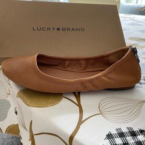 Lucky Brand Ballet Flats in tan